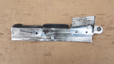 Audi tt 8n0 захист теплова 06a129597h фото №1