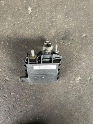 Mercedes e 213 клема плюсова 0009061505 фото №1