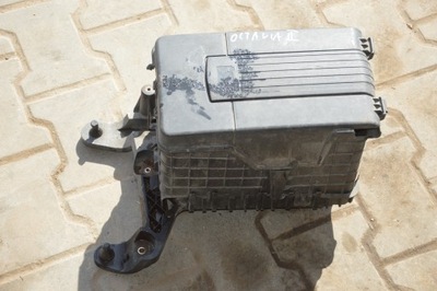 Skoda octavia ii корпус аккумулятор фото №1