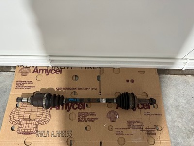 Toyota yaris ii 1.0 привідний вал ліва 43420-0d170-c фото №1