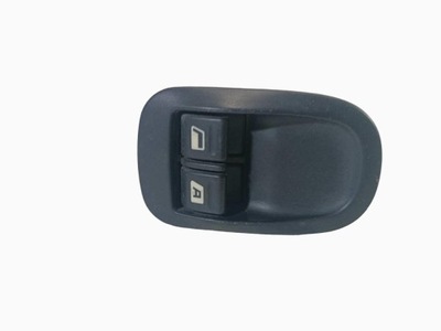 Панель окон левый перед peugeot 206 cc фото №1