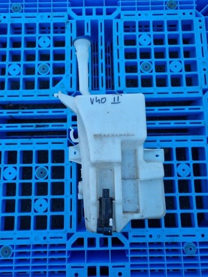 Volvo v40 ii 12- бачок омывателя фото №1