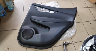 Обшивка оббивка двері задня правий qashqai j11 фото №1