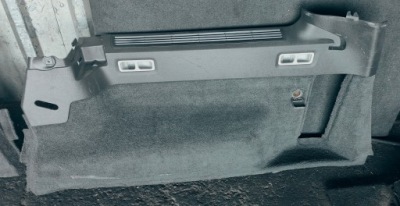 Volvo v70 iii 12r обшивка багажника правый фото №1