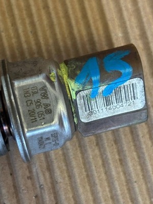 Volkswagen Transporter - Caravelle T5 2.0 TDI Czujnik ciśnienia paliwa