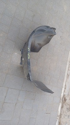 Подкрылок левый перед dacia duster i lift 16r фото №1