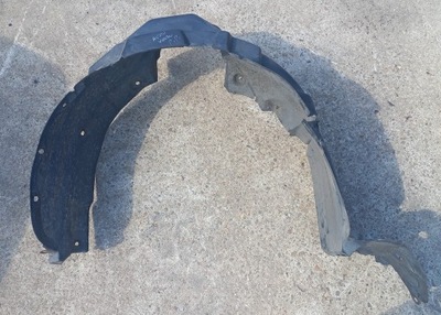 Toyota avensis verso подкрылок перед правое фото №1