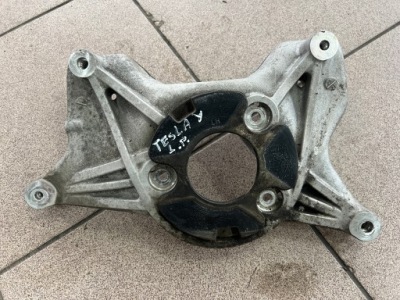 Tesla model y 20- чашка кронштейн амортизатора левый перед фото №1