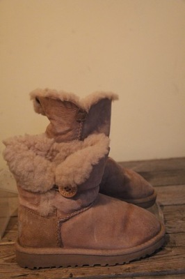 UGG -ROZ.27/17CM