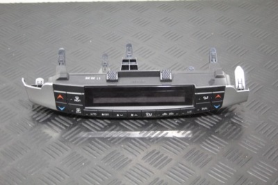 Панель кондиционера lexus ct200h 55900-76060 фото №1