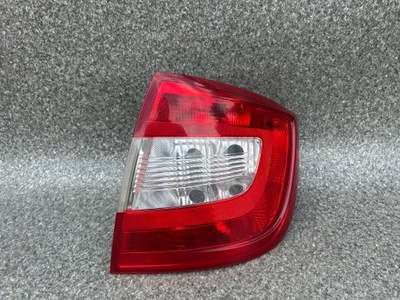 Лампа права задня задня skoda rapid 5jh945096 фото №1