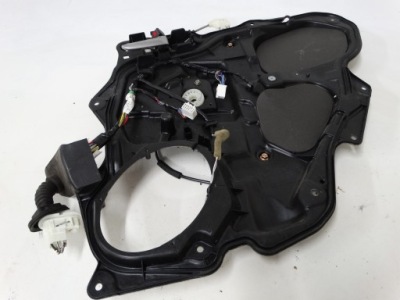 Пластик дверь правый  задняя mazda 3 bp4k-7297x фото №1