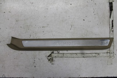 Молдинг порог левая a2076800135 e-klasa w207 09- фото №1