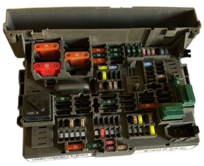 Коробка предохранителей bmw 1 e87 911944502 1.8l бензиновый 85kw 2007 фото №1