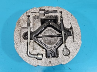 Вкладыш подъемник автомобильный трапециевидный kia cerato 06-08 фото №1