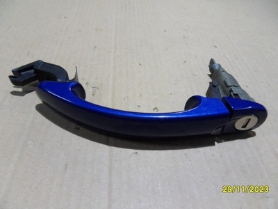 Ручка дверь передних левая vw golf v plus 1k5837205 фото №1