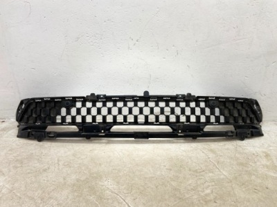 Решітка середня бампера перед renault austral rs line e tech фото №1