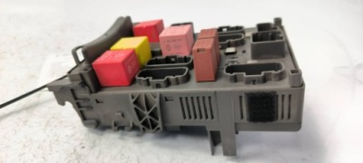Коробка предохранителей 8200004201e renault laguna 1 рестайлинг фото №1