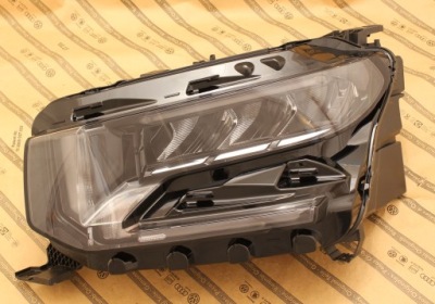 Citroen c3 e-c3 24+ фара перед full led ідеальна 9851349180 фото №1