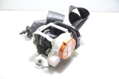 Pas безопасности правый перед cla ii c118 w118 фото №1