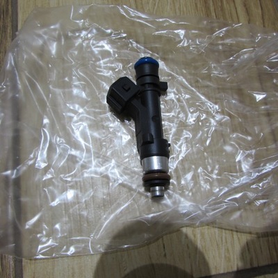 Інжектор sandero -logan 1.4 8v 8200227124 фото №1