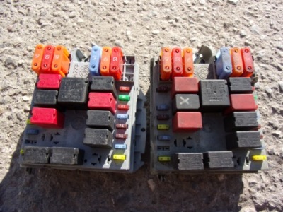 Alfa romeo 147 jtd коробка предохранителей 51742420 фото №1