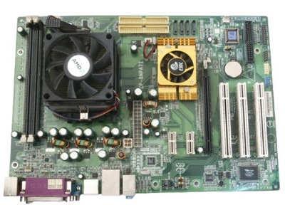 Epox EP-8NPA7I AMD Sempron 64 2800+ DDR/SATA/PCI-E