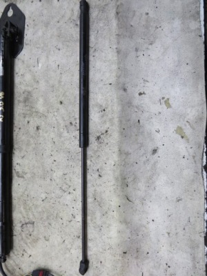 Привід амортизатор кришки jaguar xj x351 фото №1