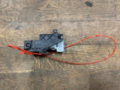 Mercedes e w212 lift привід кришка пального фото №1