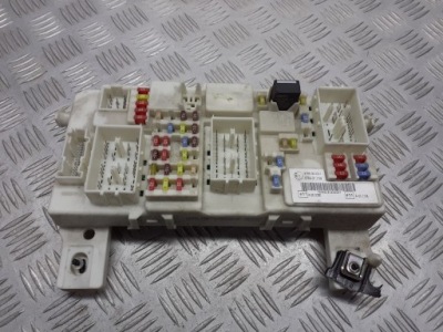 Коробка предохранителей ford focus mk2 1.6 tdci 7m5t14a073df фото №1
