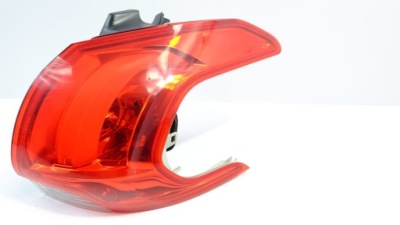 Peugeot 2008 i лампа правий задня 9678074380 фото №1