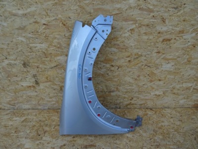 Mazda cx-30 крило правий фото №1