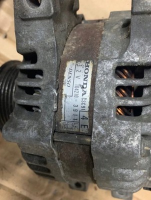 ____генератор __honda accord__ 104210-3911 4e __ фото №1