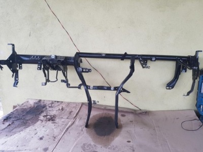 Каркас балка консолі europa audi a3 8v фото №1