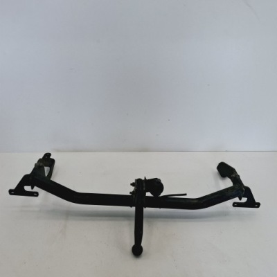 2023 peugeot 2008 ii hak знімний 043051 фото №1