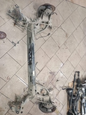 Задня oś балка підвіска renault fluence 11r 1.5 dci фото №1