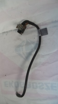 Шланг клемма аккумулятор mercedes w204 2045421518 фото №1