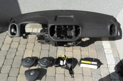 Vw tiguan 5n подушка безпеки ремені pas панель приладів консоль панель приладів pulpit полиця фото №1