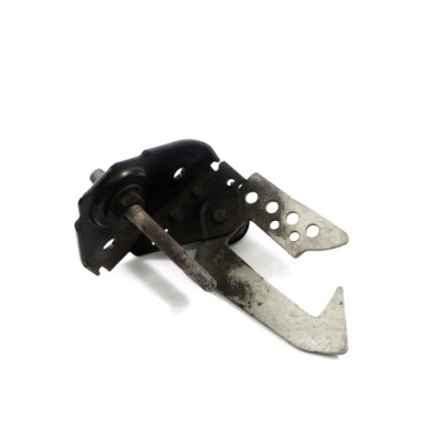 Bmw z4 e89 f10 f11 засувка замок капот лівий 7183763 фото №1