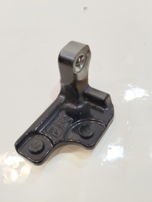 Петля двері mercedes w205 1604u1 фото №1