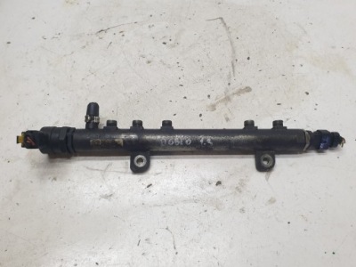 Молдинг упорскування fiat doblo 1.3 cdti 55200517 фото №1