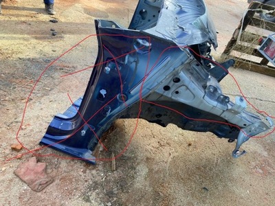 Touran 5t чверть права передня 16- підкрилок фото №1