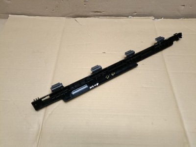 Mercedes w218 cls поріг дверний правий a2126800456 фото №1