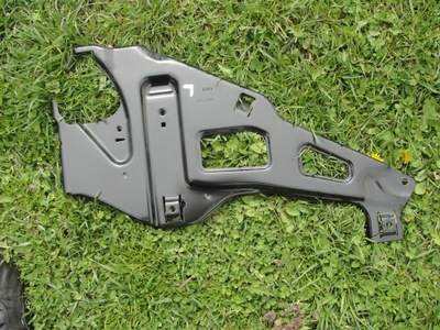 Кронштейн оббивка задня ліва 13222484 insignia фото №1