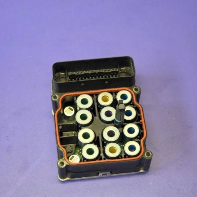 Блок управляющий bmw x3 f25 6859758 фото №1