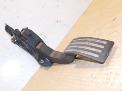 Volvo v40 cross country 2014r 1.6d 115km потенциометр педаль газа фото №1