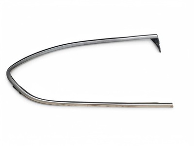 Alfa romeo stelvio задняя сторона правая уплотнители окон фото №1