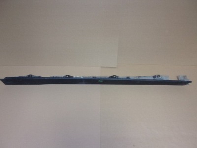 Молдинг порог правая mercedes glb x247 фото №1