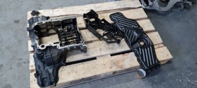 A6 c6 рестайлінг  корпус основа піддон оливи масляна 3.0 tdi 059103602d фото №1