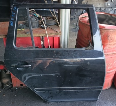 Skoda octavia ii 10r kombi двері правий задня задні 9910 фото №1